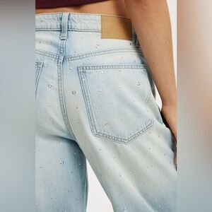 Cotton On women’s Light Blue Relaxed Wide Jeans size: 26